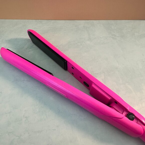 BabylissPRO Ceramix Xtreme Hot Pink Straightener - Picture 5 of 5